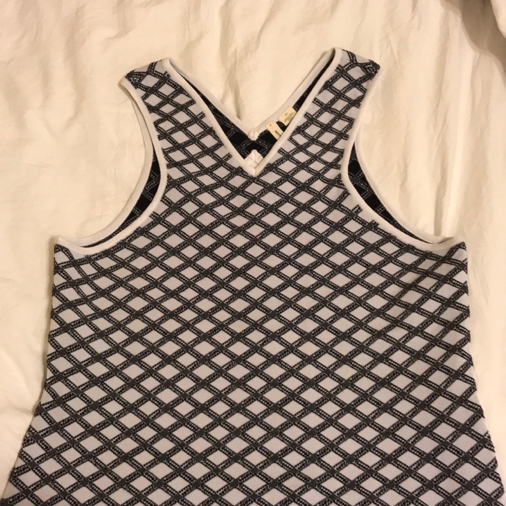 Moth Top V Neck Sleeveless